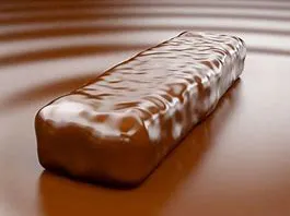بار مغطى بالشكولاتة